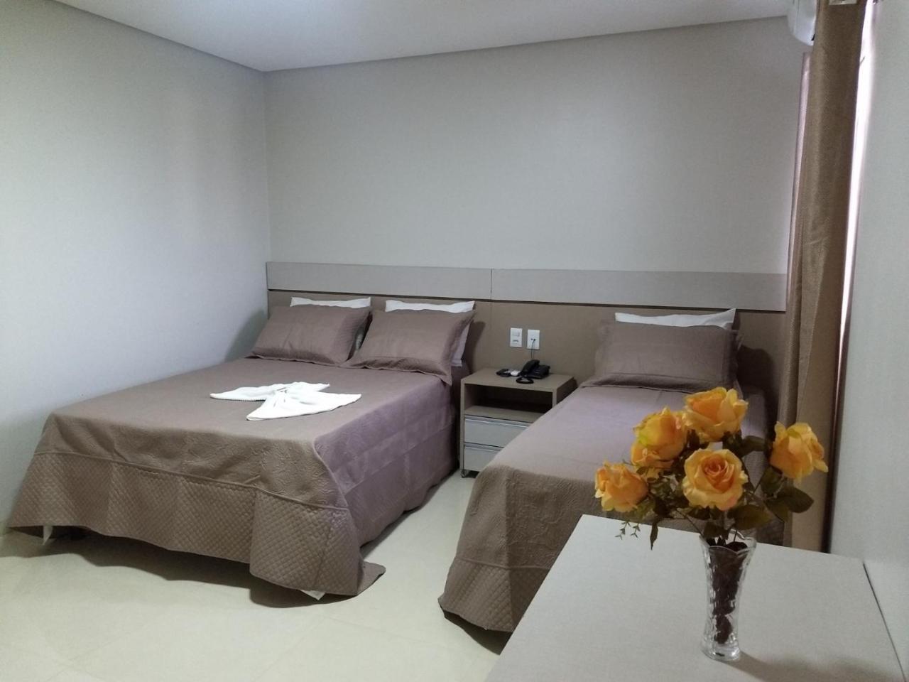 Hotel Ideal Araguaína Buitenkant foto
