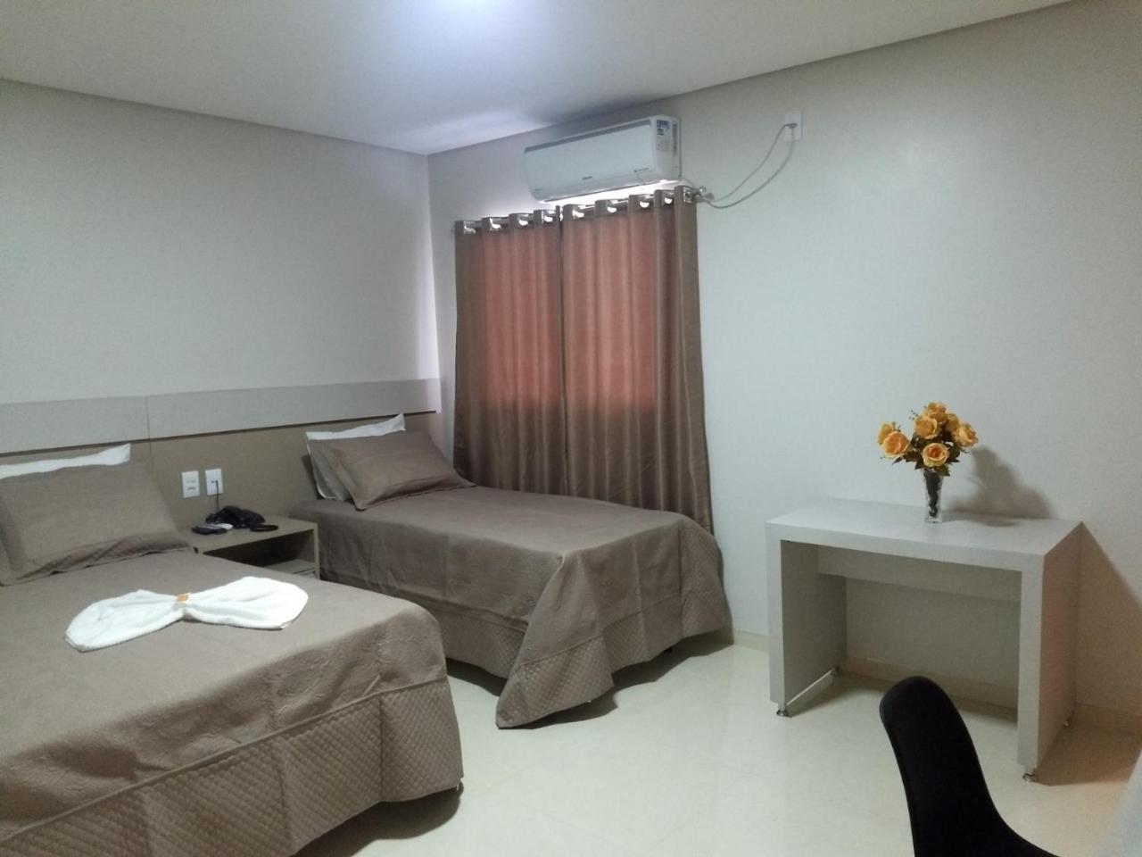 Hotel Ideal Araguaína Buitenkant foto
