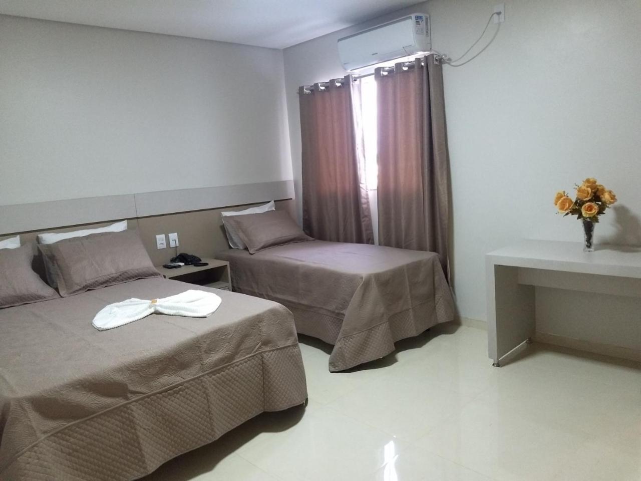 Hotel Ideal Araguaína Buitenkant foto